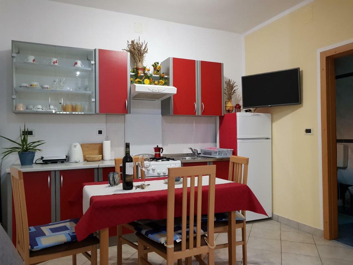 Apartments Davor Umag Eksteriør billede