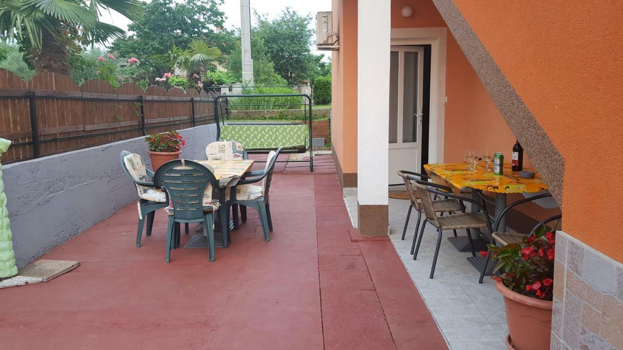 Apartments Davor Umag Eksteriør billede
